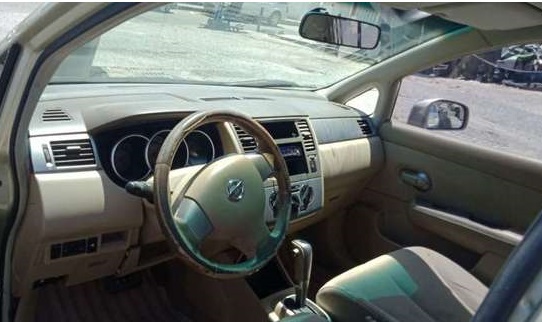 Nissan tiida deals 2008 dashboard parts